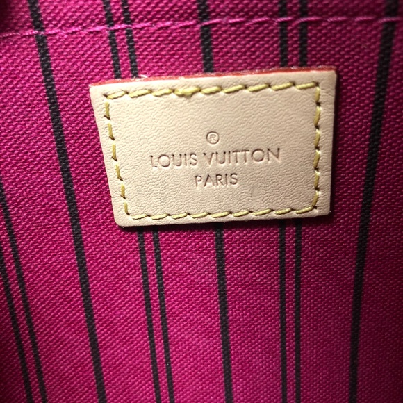 Authentic Louis Vuitton Pochette MM - Picture 9 of 11